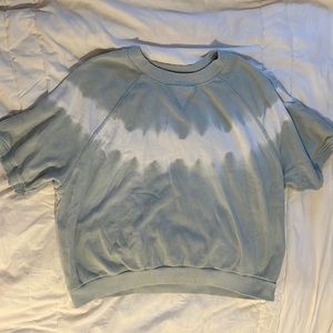 American Eagle Short Sleeve Cropped Tie Dye Sweatshirt